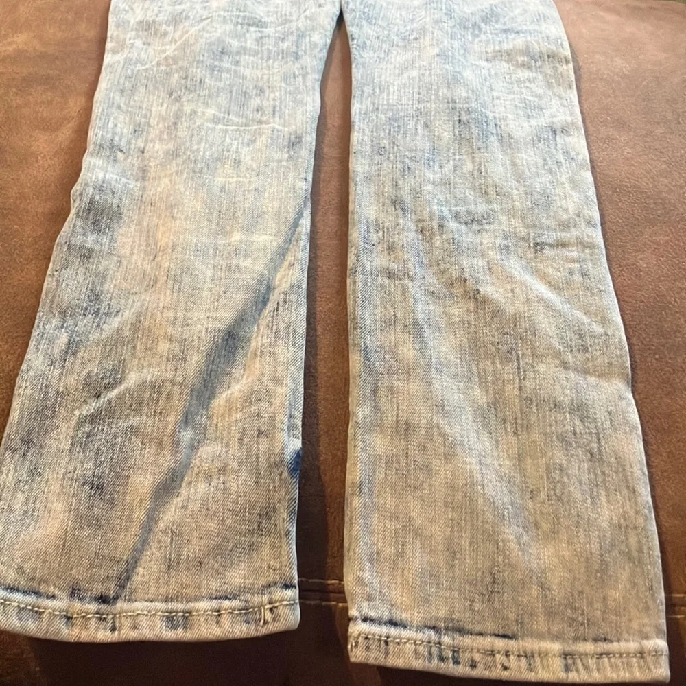 Rue21 Supreme Stretch Skinny Jeans with‎ red/white stripes & Distressed Details